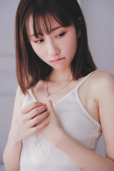 撞击 当众 H